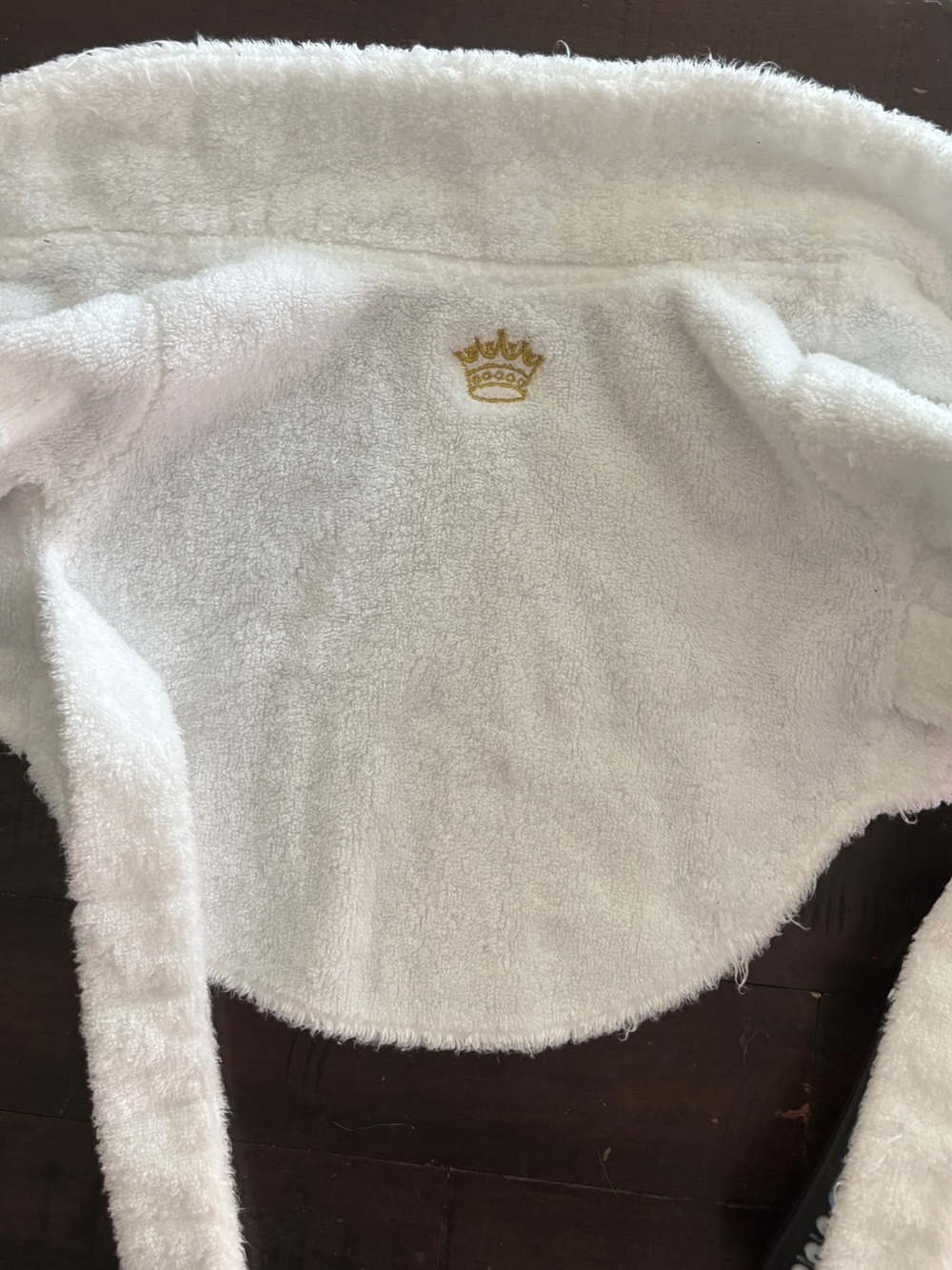 Plush White Crown Pet Robe - Soft Fleece Dog Robe